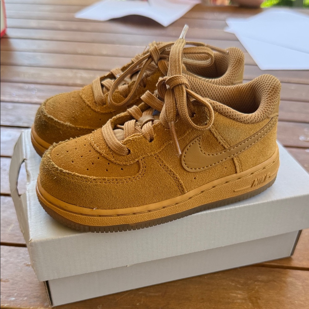 Nike Kids Brown Sneakers
